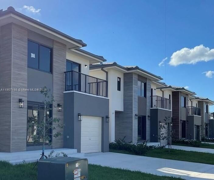 Property Photo: 1159 NW 2nd Ter FL 33034