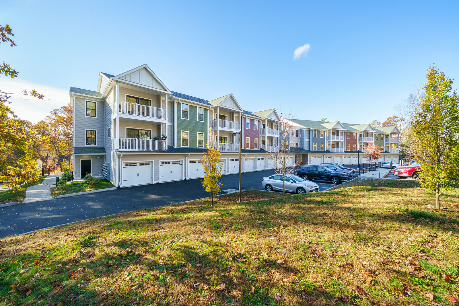 Property Photo:  401 Albany Turnpike 201  CT 06019 