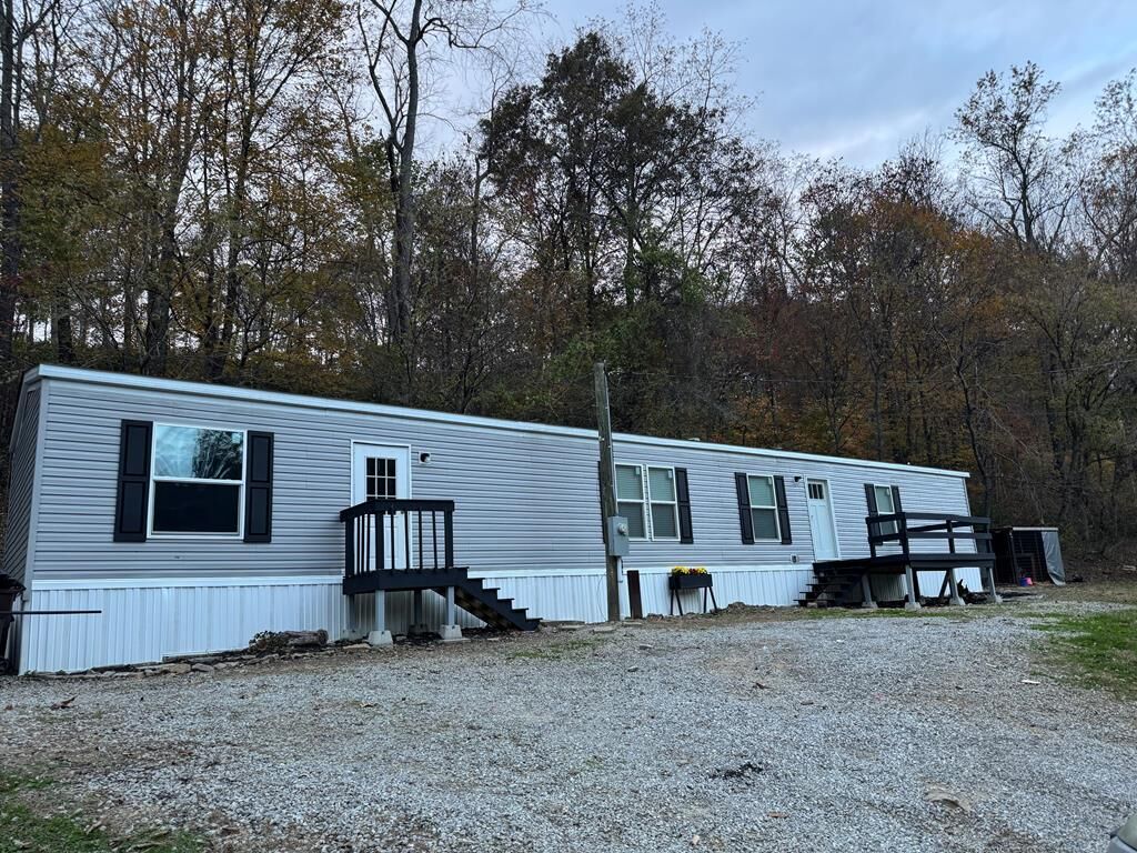 Property Photo: 125 Owensville Road, Lucasville OH 45648