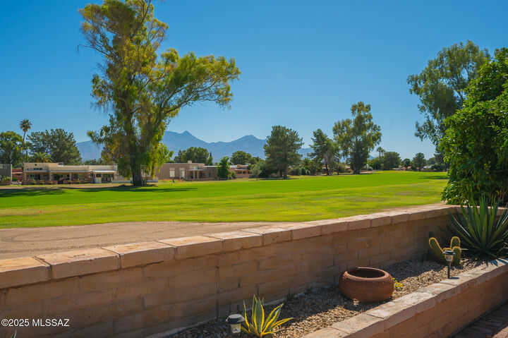 Property Photo:  942 N Abrego Drive  AZ 85614 