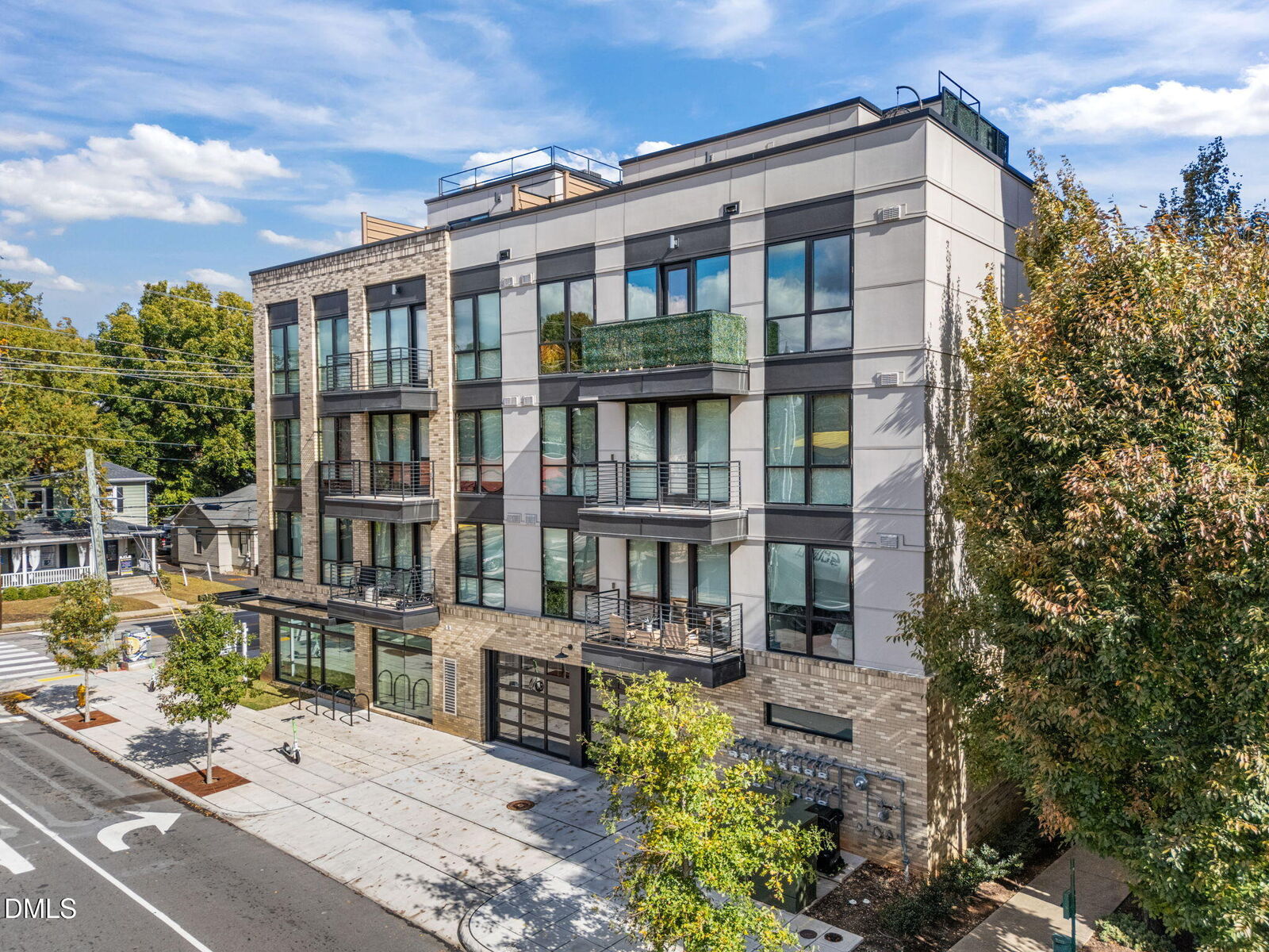 Property Photo:  615 W Peace Street 308  NC 27605 