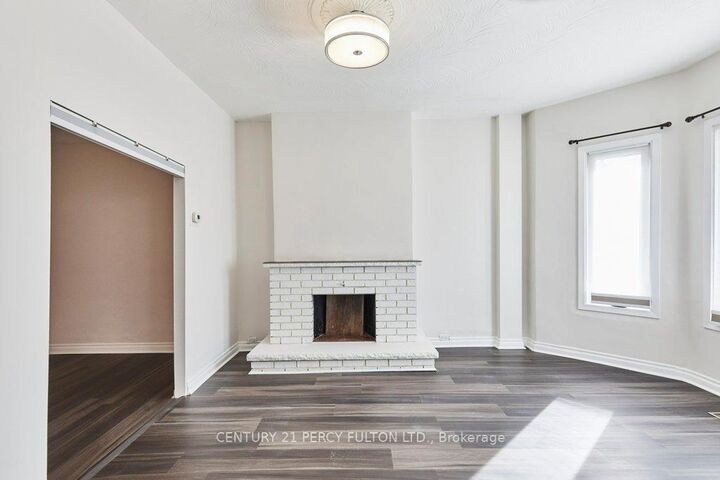 Property Photo: 471 Shaw Street ON M6G 3L4