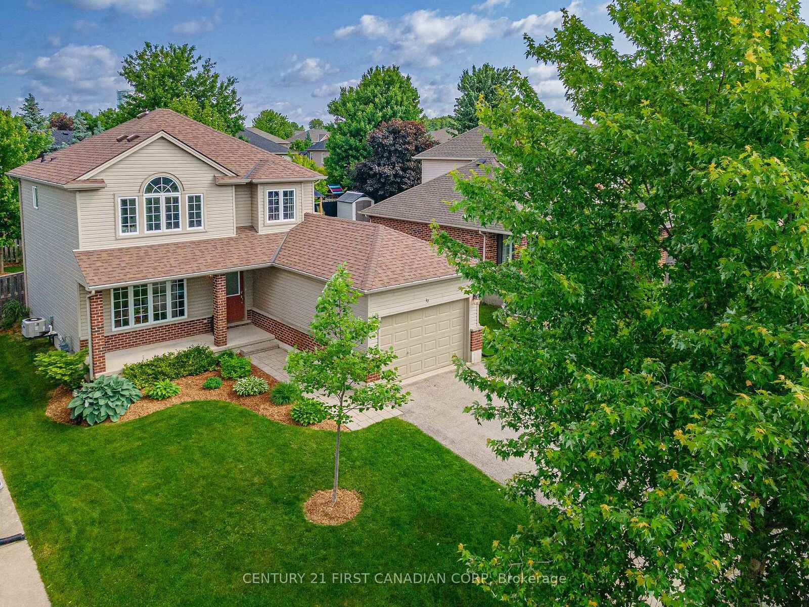 Photo de la propriété: 32 Stonefield Lane ON N0M 2A0