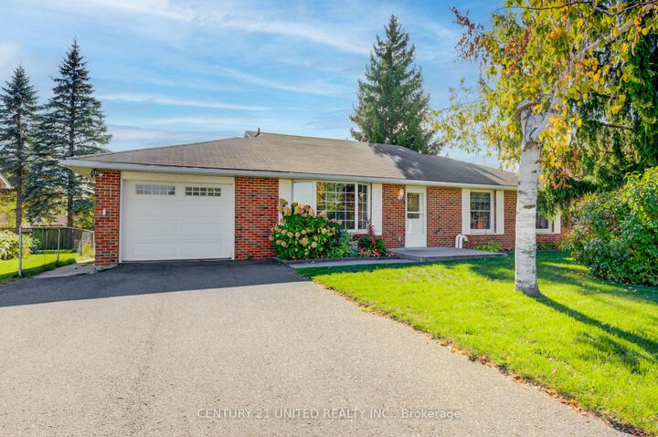 Property Photo: 233 Market Street ON K0L 1L0