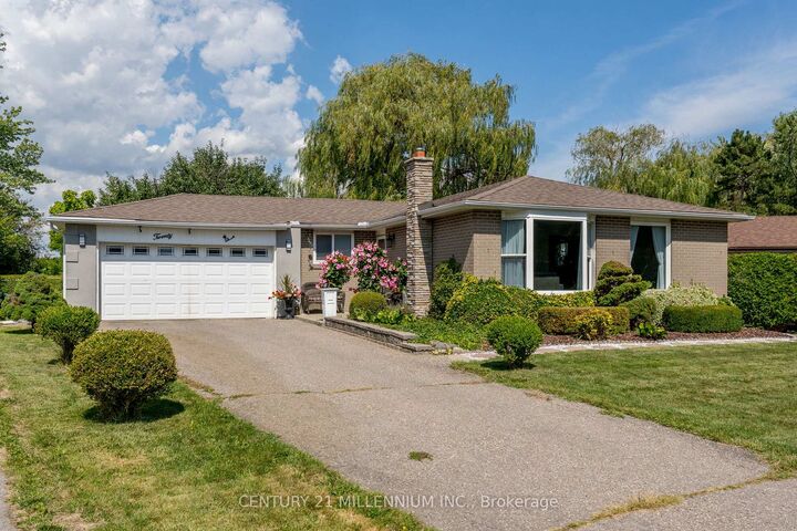 Property Photo:  20 Dunblaine Crescent  ON L6T 3H2 