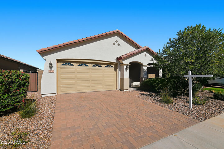 Property Photo: 2836 W Havasu Drive AZ 85144