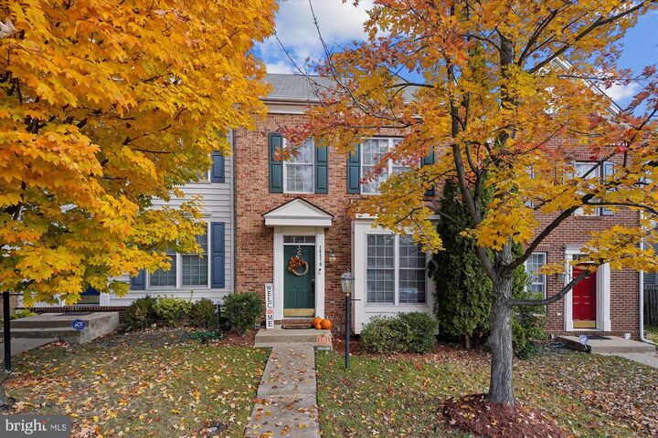 Property Photo: 16879 Sea Lawn Place VA 22191