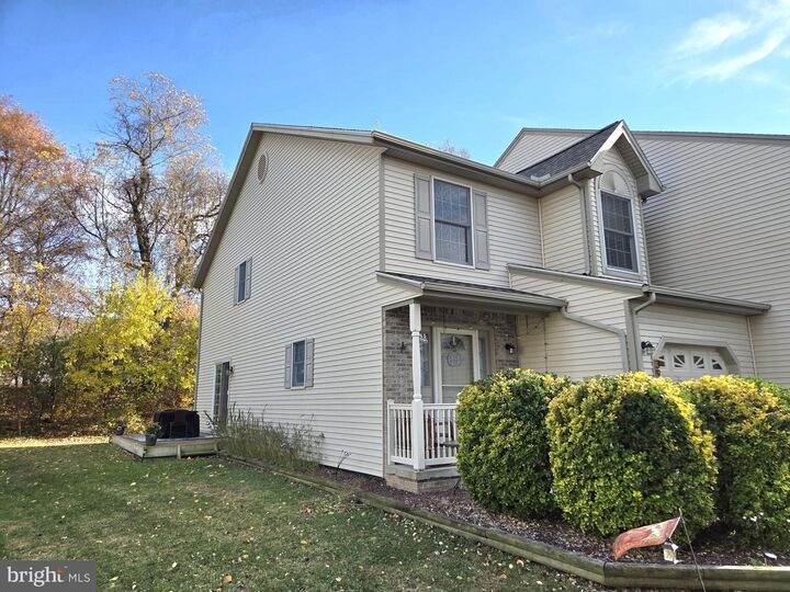 Property Photo: 39 Keefer Way PA 17055