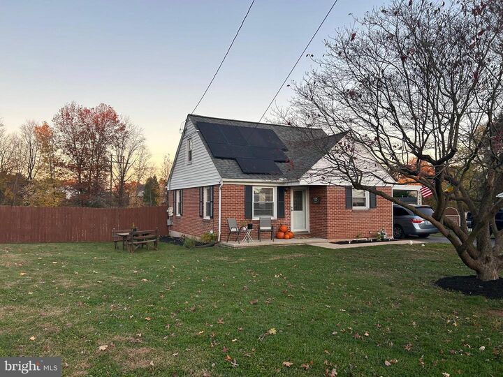 Property Photo: 2300 Wyndhurst Court PA 17408
