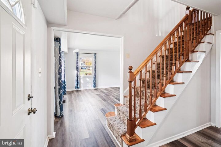 Property Photo: 2811 Birdseye Lane MD 20715