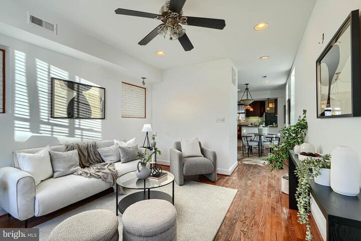 Property Photo: 607 S Bouldin Street MD 21224