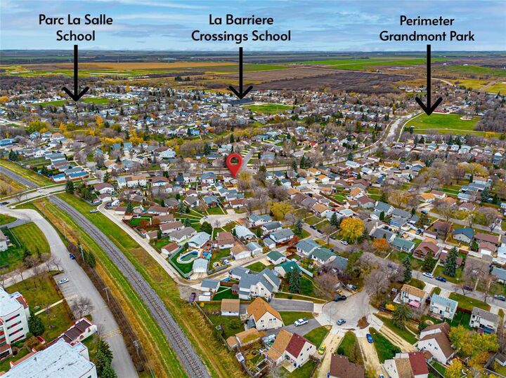 Property Photo: 109 Grandmont Boulevard MB R3V 1M8