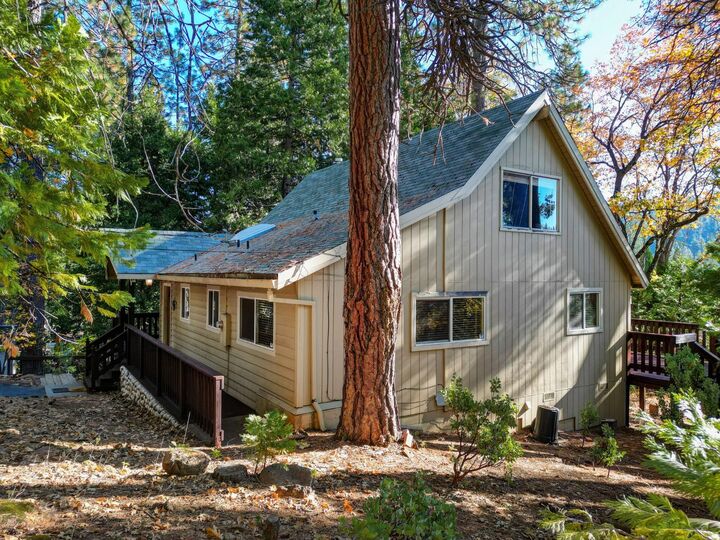 Property Photo:  1902 Anna Lee Way  CA 95223 