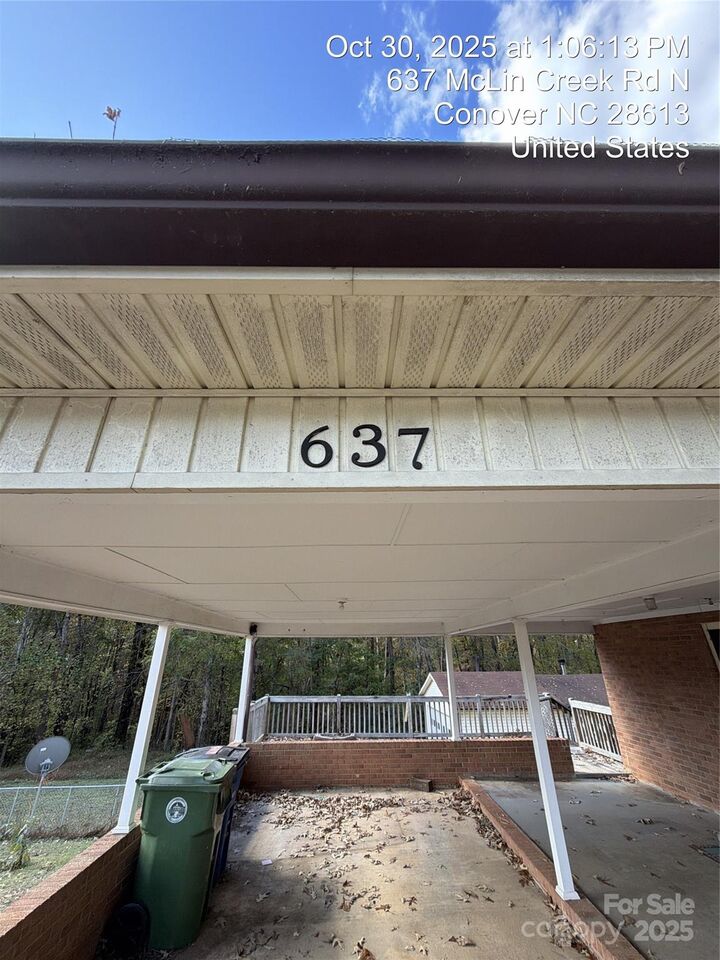 Property Photo: 637 N McLin Creek Road NC 28613