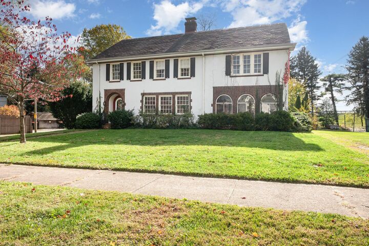 Property Photo:  293 Merchant Street  OH 43055 