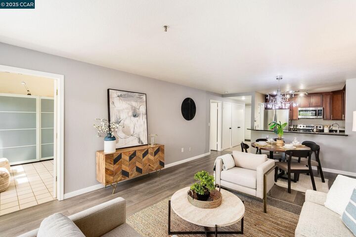 Property Photo: 1722 S Villa Way CA 94595