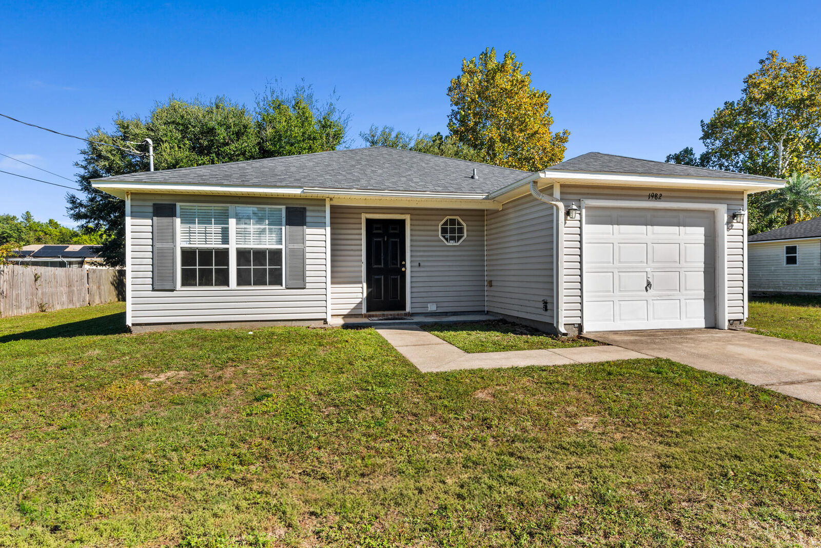Property Photo:  1982 Pentagon Street  FL 32563 