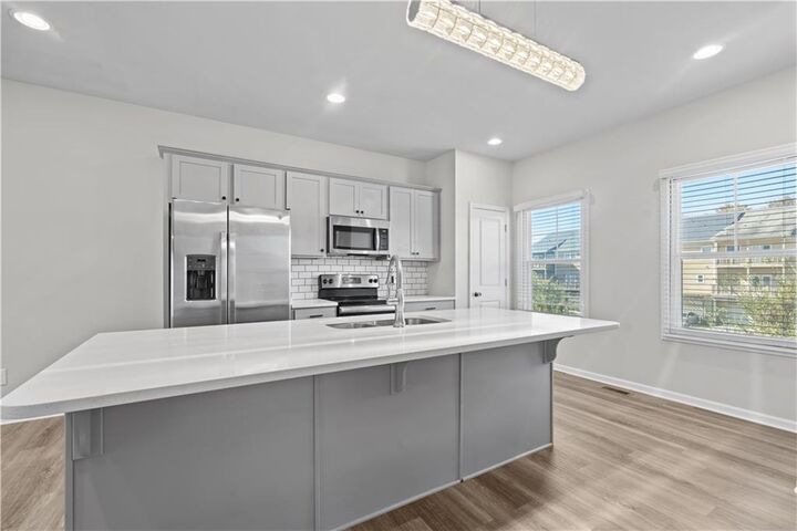 Property Photo: 3619 Hawthorne Terrace GA 30337