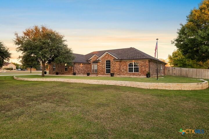 Property Photo: 2045 Allena Lane TX 76502
