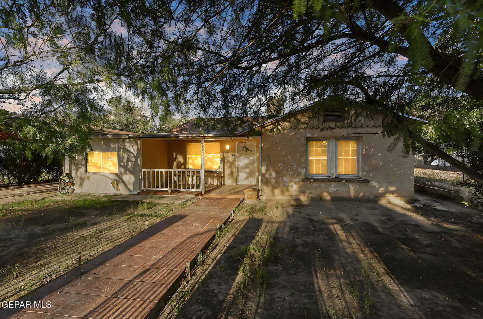 Property Photo: 8405 Pinon Street TX 79907