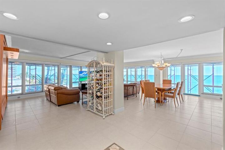Property Photo: 4100 Galt Ocean Dr 414 FL 33308
