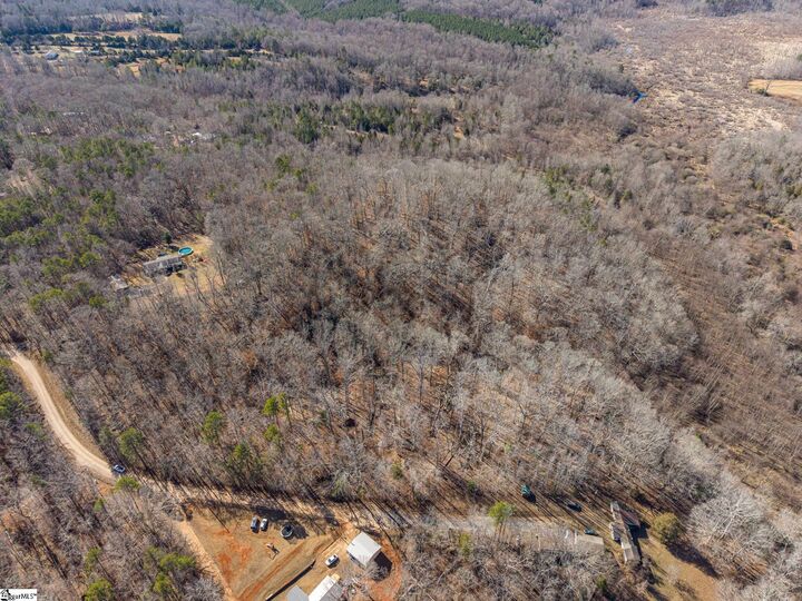 Property Photo: 247 Stallion Drive SC 29654