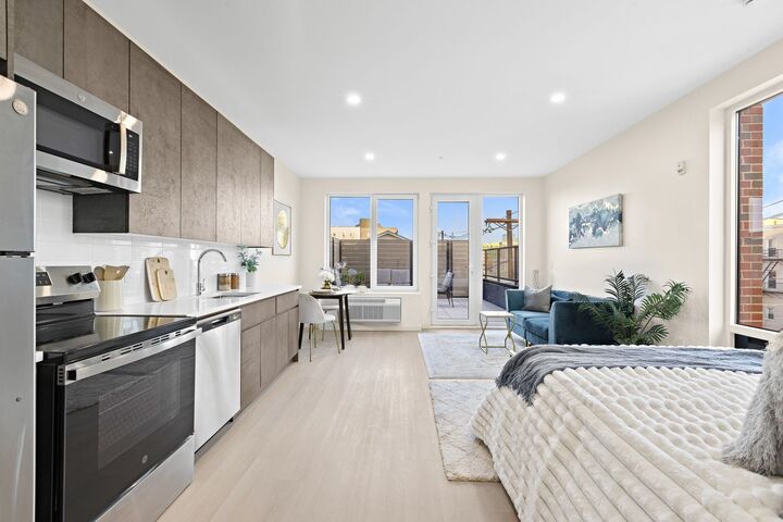 Property Photo:  1 Mallory Ave 202  NJ 07305 