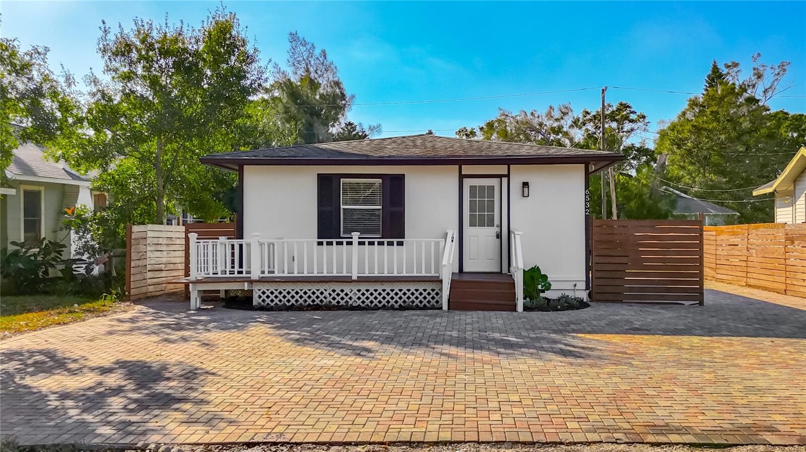 Property Photo:  6532 30th Street N  FL 33702 