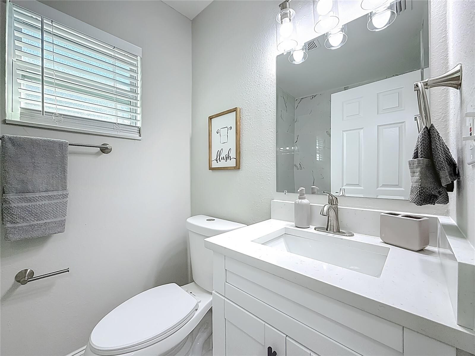 Property Photo: 6532 30th Street N FL 33702