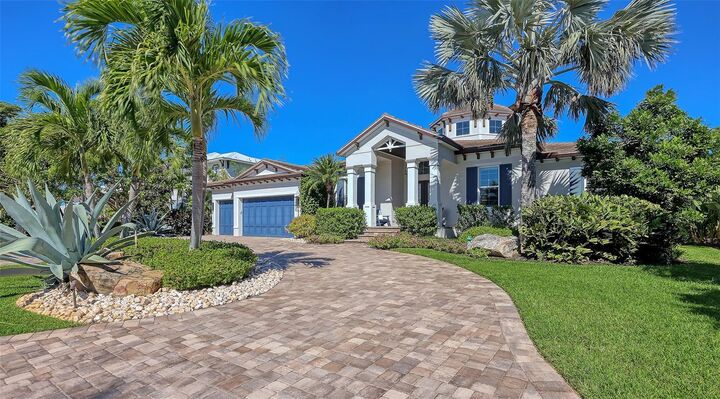 Property Photo: 335 Bob White Way FL 34236