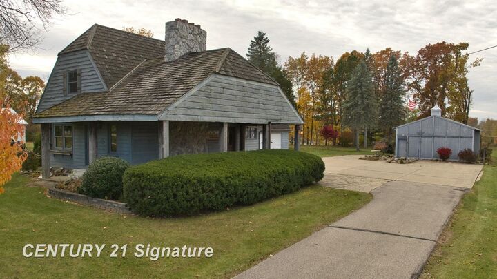 Property Photo: 766 S Main Street MI 48616
