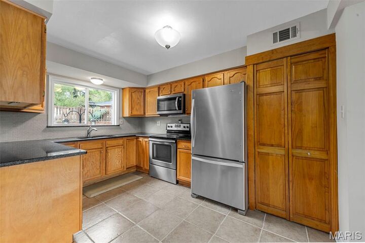 Property Photo: 10915 Vargas Drive MO 63123