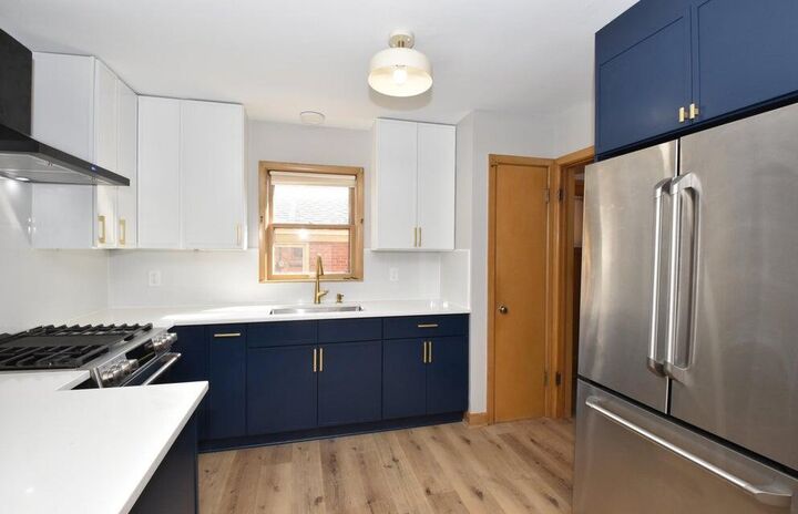 Property Photo: 10708 W York Pl WI 53222