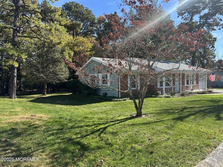 Property Photo:  59 Franklin Lane  NJ 08759 