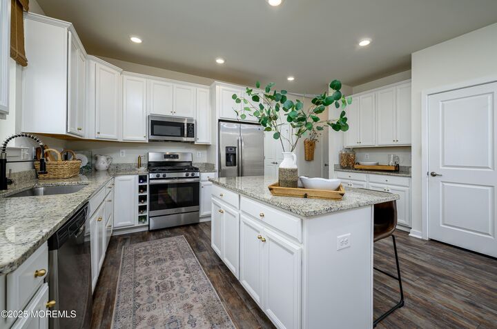 Property Photo: 18 Chepstow Road NJ 08533