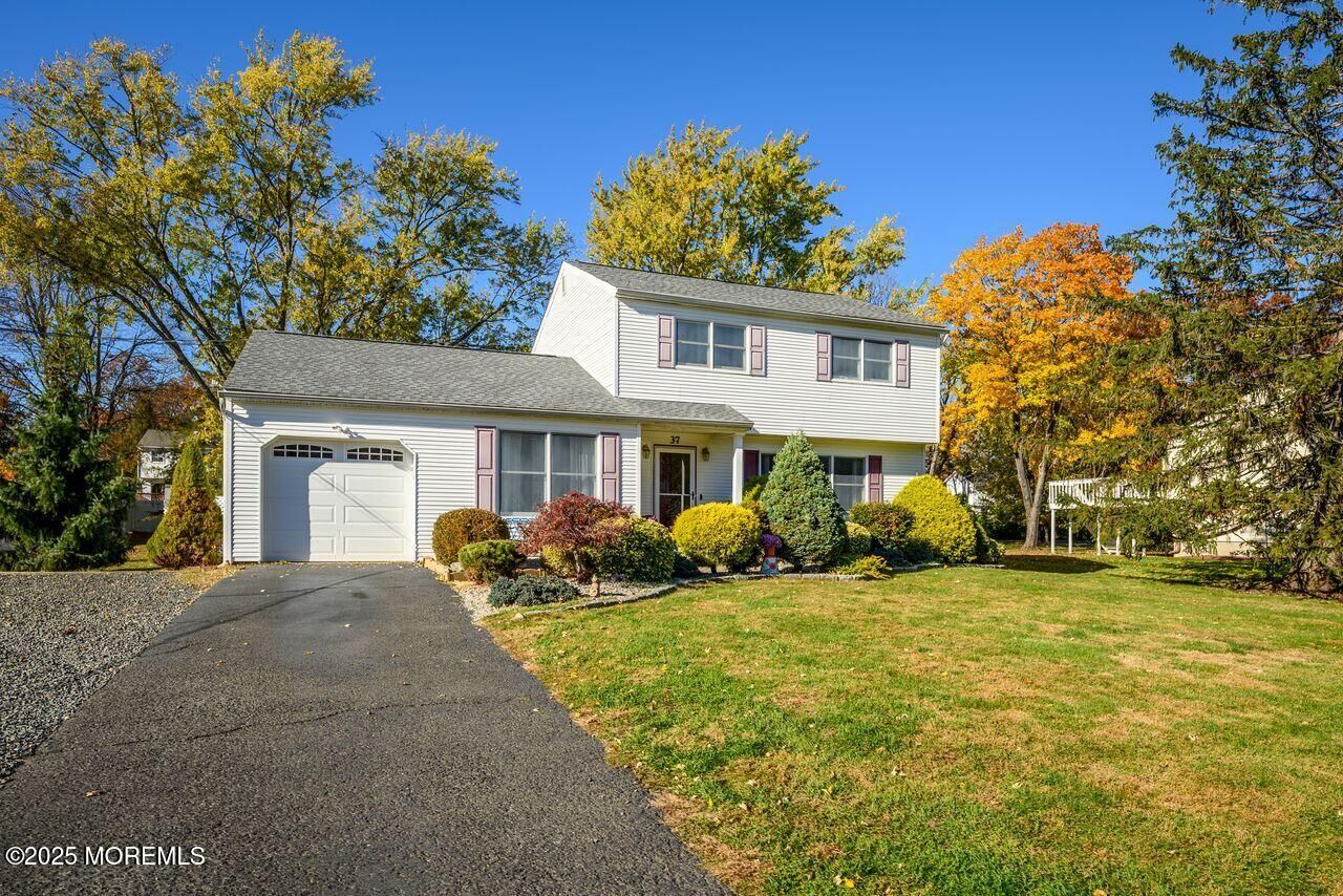 Property Photo:  37 Willow Grove Way  NJ 07726 