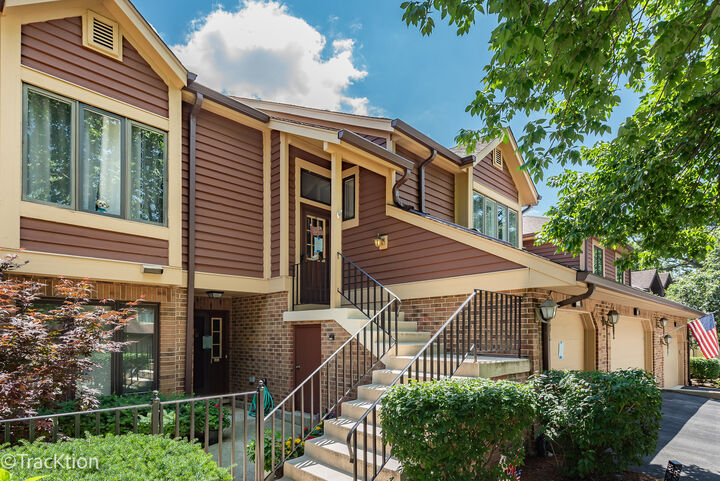 1014 Braemoor Drive B  Downers Grove IL 60515 photo