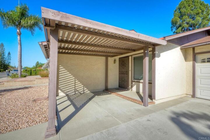 Property Photo:  1410 Panorama Ridge Rd  CA 92056 