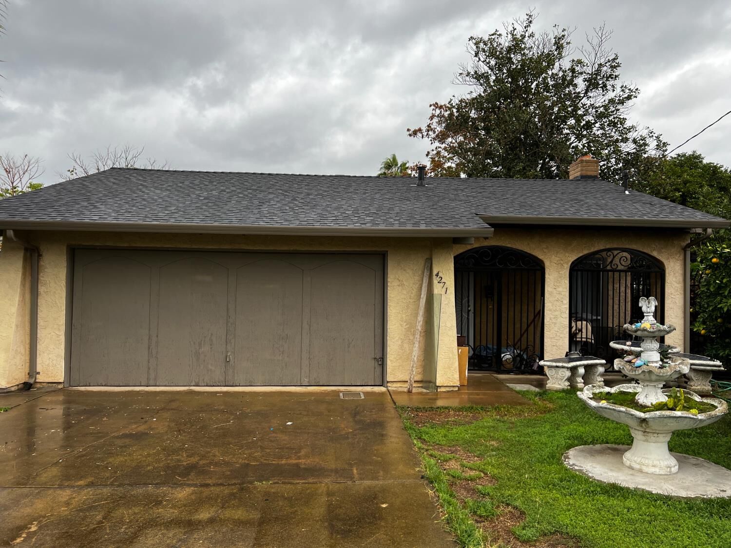 Property Photo:  4271 Soledad Avenue  CA 95820 