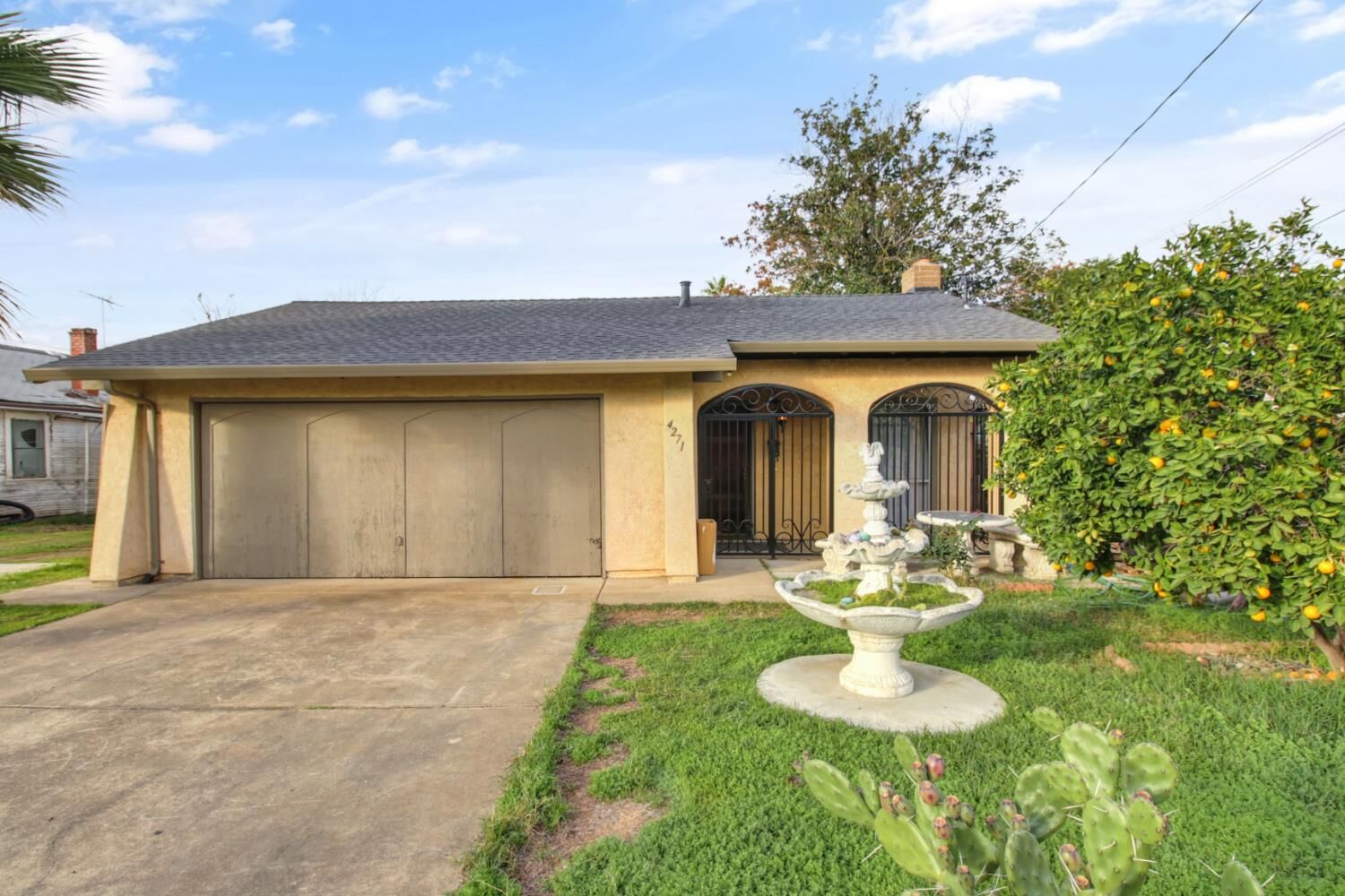 Property Photo:  4271 Soledad Avenue  CA 95820 