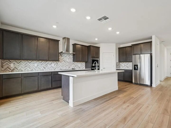 Property Photo: 1513 Goldfish Way CA 95832