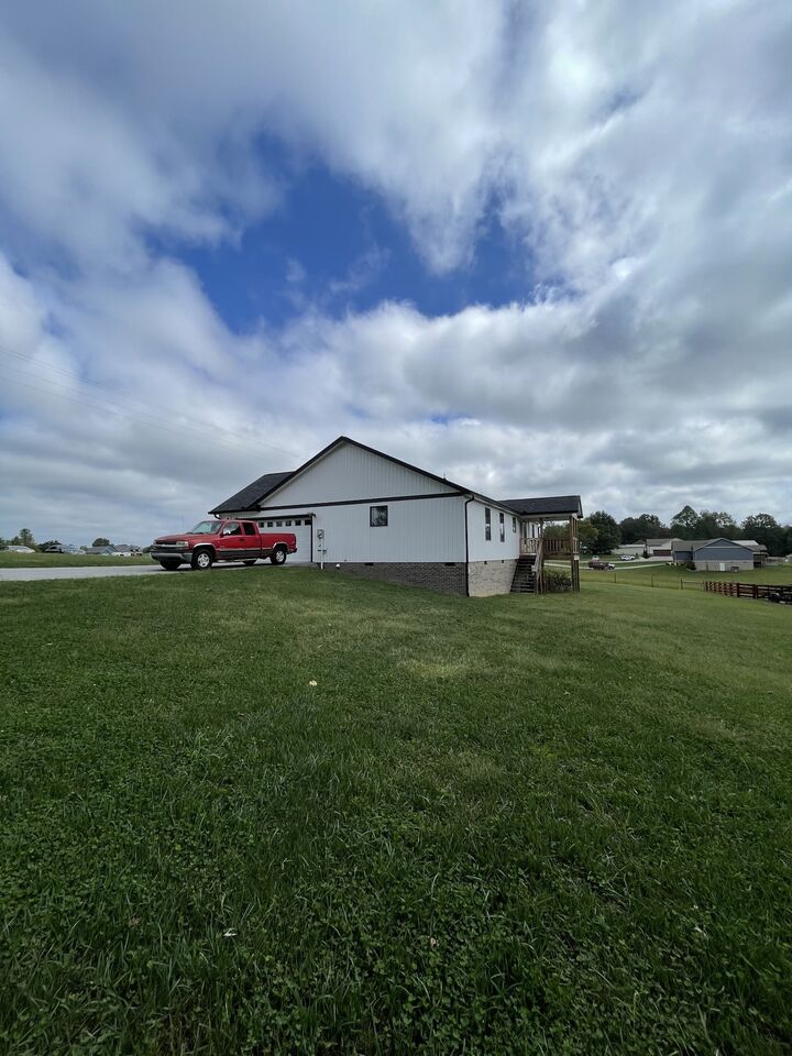 Property Photo: 103 Joe Harris Ln TN 38506