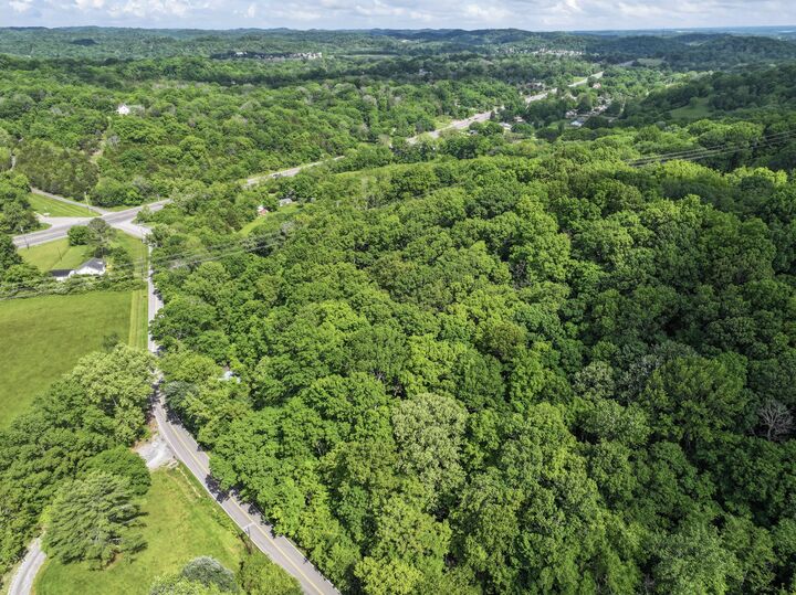 Property Photo: 2196 Baker Station Rd TN 37072