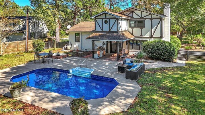 Property Photo:  309 Buccaneer Road  NC 28409 