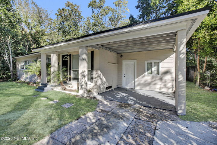 Property Photo:  6453 Burgundy Road S  FL 32210 