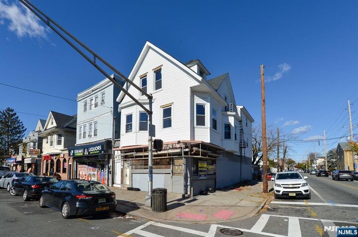 523 Park Avenue  Paterson NJ 07504 photo