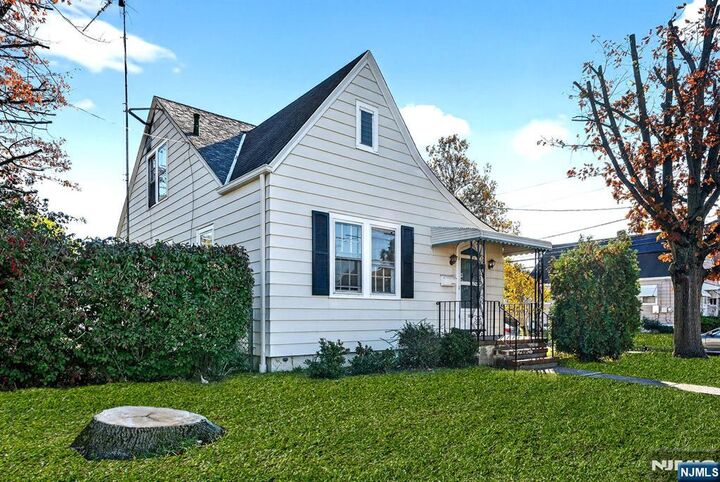 Property Photo: 80 Barricklo Street NJ 08610