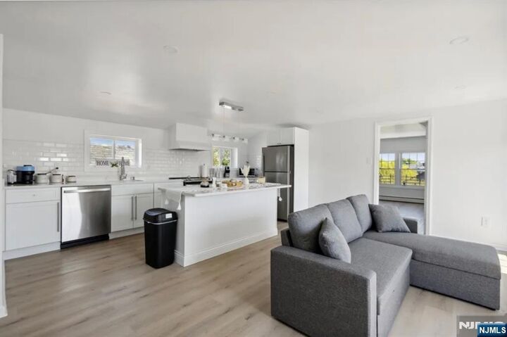 Property Photo:  1001 80th Street 3  NJ 07047 