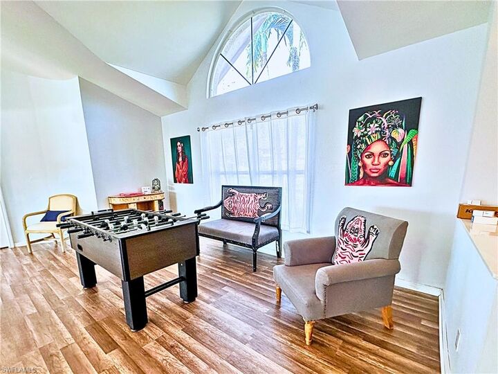 Property Photo: 51 Hickory Ct FL 34145