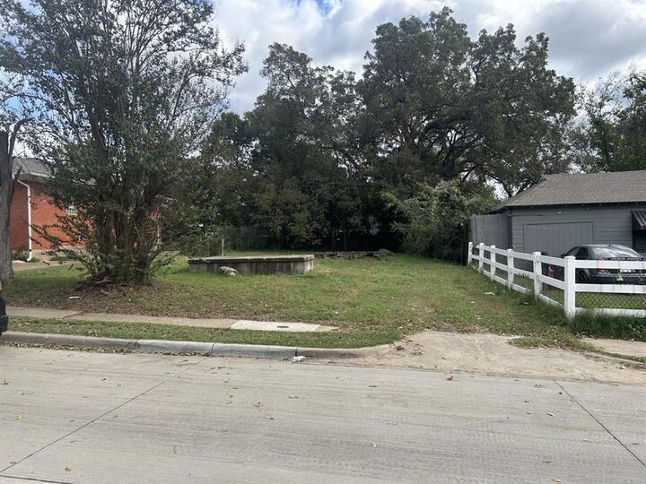 Property Photo:  3020 Marburg Street  TX 75215 